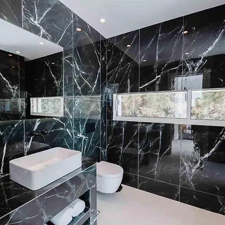 Lazareto * קונטואקלי